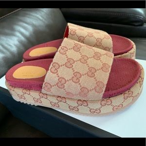 Gucci original GG slides